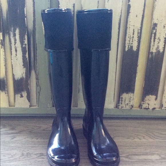 TOMMY HILFIGER BOOTS - Size 6 - Picture 2 of 6